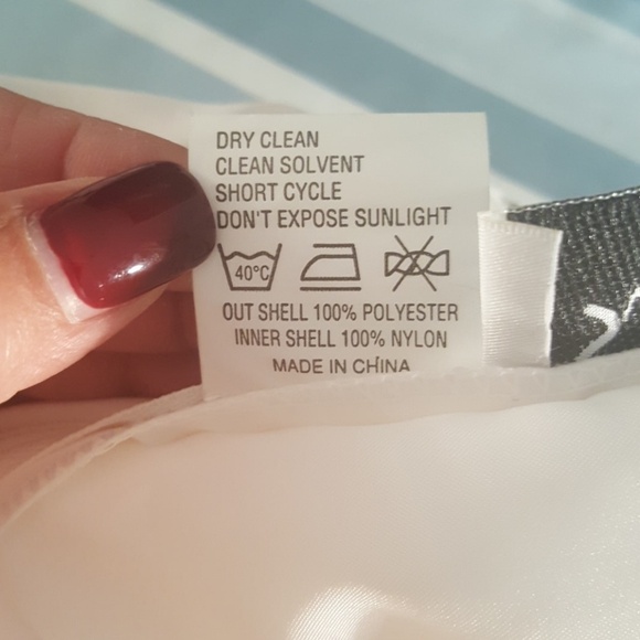 Girl's Dress - Picture 8 of 12